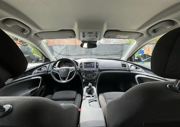Opel Insignia cena 39900 przebieg: 176000, rok produkcji 2015 z Biskupiec małe 781